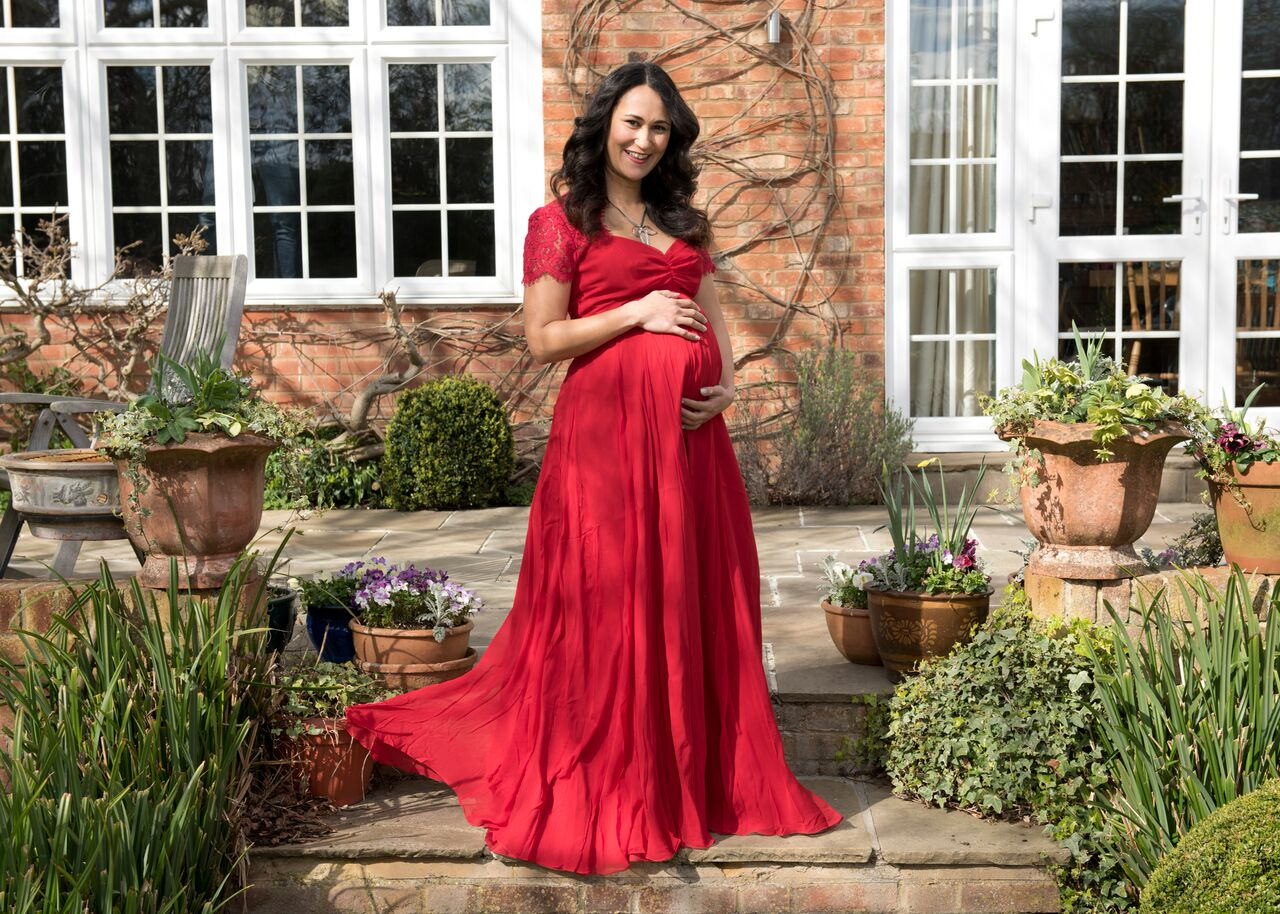 Our top 5 Tips to look your best at weddings while you’re pregnant